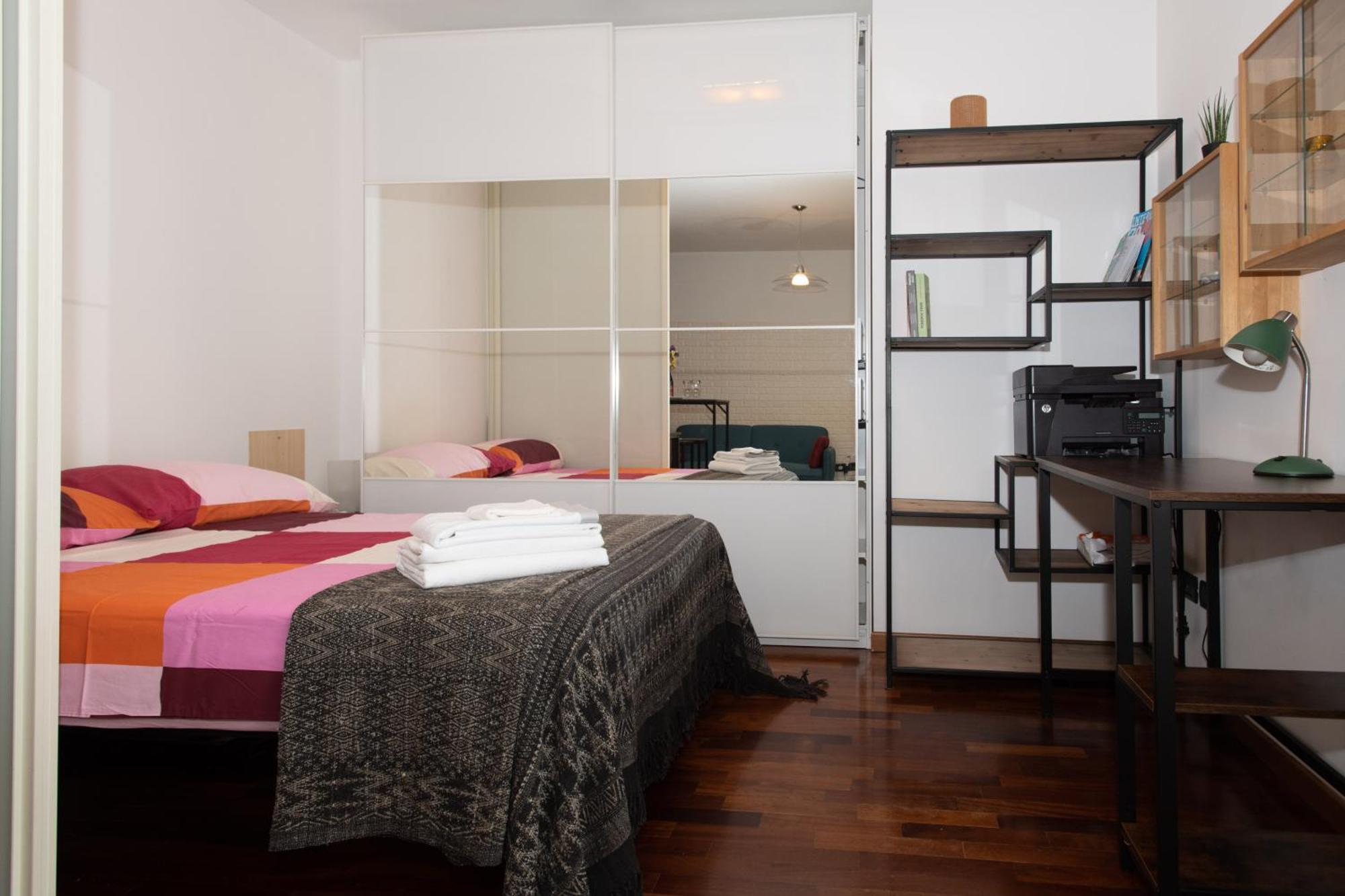 10 Minutes Duomo-Elegant Apt มิลาน ภายนอก รูปภาพ